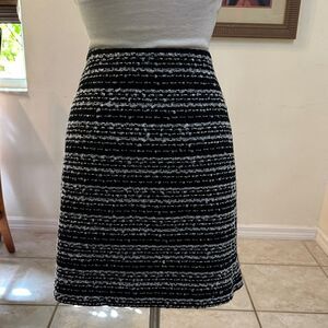BAGATELLE Black/White Boucle Striped Skirt Size Large
